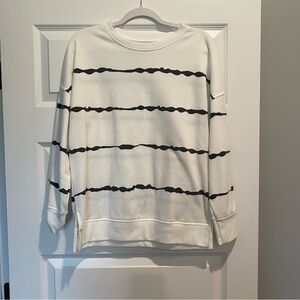 Women’s medium sweatshirt